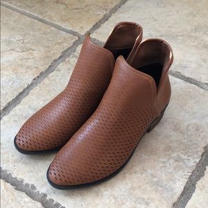American eagle booties